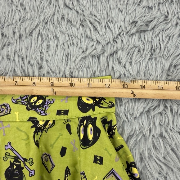 Pinup Couture Skirt Womens S Skulls Cross Bones NWT Skater Retro Goth Artsy - Picture 4 of 10